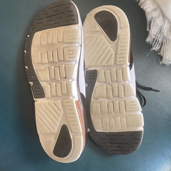 RBX Sneakers - Picture 6 of 7